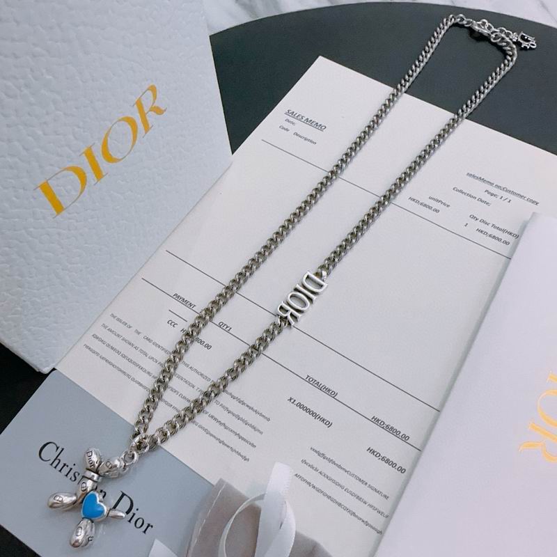 Dior Necklace 08yxs07